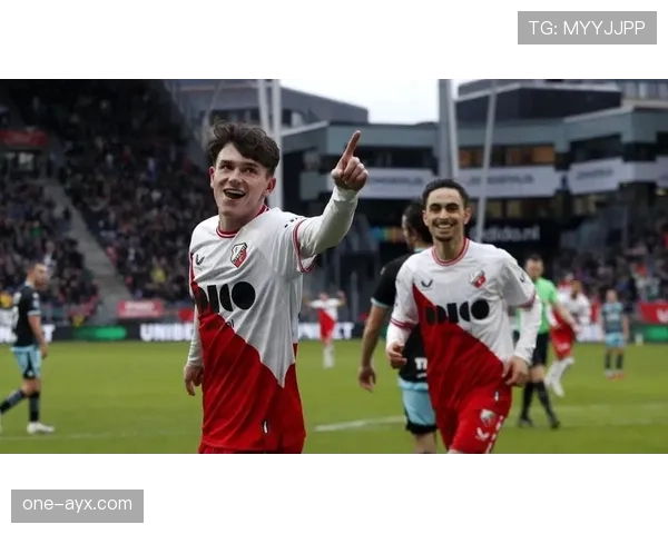 乌德勒支战术革新引领荷甲新格局 乌德勒支战术革新引领荷甲新格局