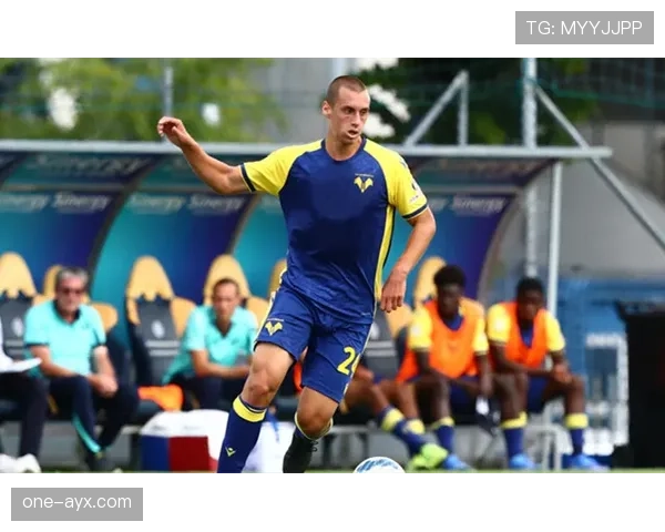 斯佩齐亚战术革新显成效，新策略助推球队强势回暖