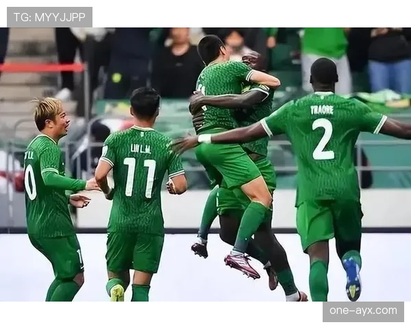 国安动荡暴露深层危机:战术僵化与豪门定位的缺失,是否预示球队面临重建? 国安动荡暴露深层危机:战术僵化与豪门定位的缺失,是否预示球队面临重建?