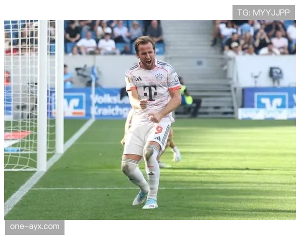 哈里·凯恩无球跑动与空间利用是否符合现代前锋标准