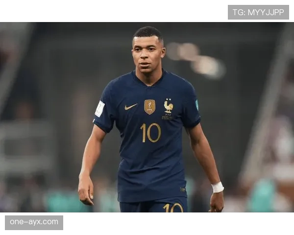 姆巴佩 vs 齐达内：法国领袖的进攻角色与时代适配差异