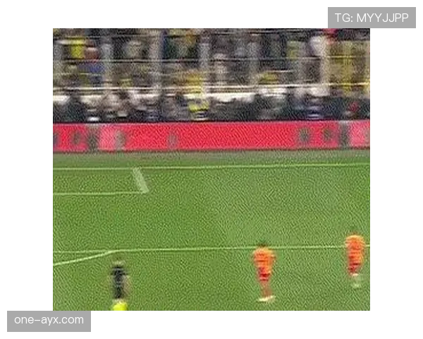 手球判罚标准全解析：什么时候算犯规，裁判怎么看？