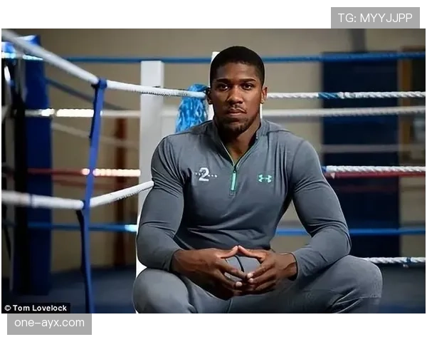 安东尼·约书亚鞋盒比我房租还贵，今晚谁陪我哭一下